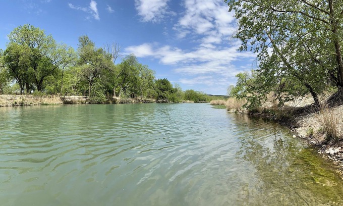 Spring Hotel | Family Break! Close to Geronimo Adventure Park & Hurricane Harbor Splashtown