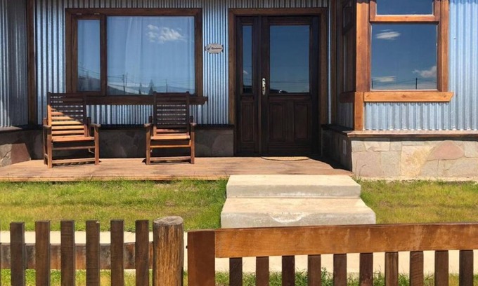 Macrozona Meseta Cerro Calafate Cabin | Family Cabin, Comfortable and cozy!