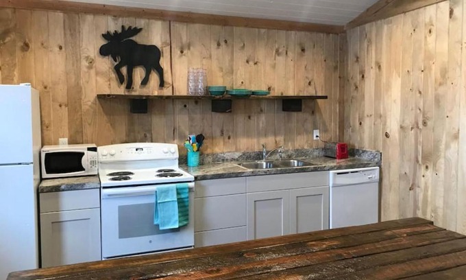 Island Park Ski Chalet | Family Cabin Unit 8