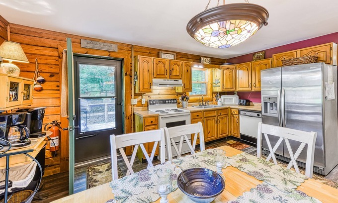 Sky Valley Cabin | Family Cabin w/Game Room, WiFi & Community Beach/Lake Access