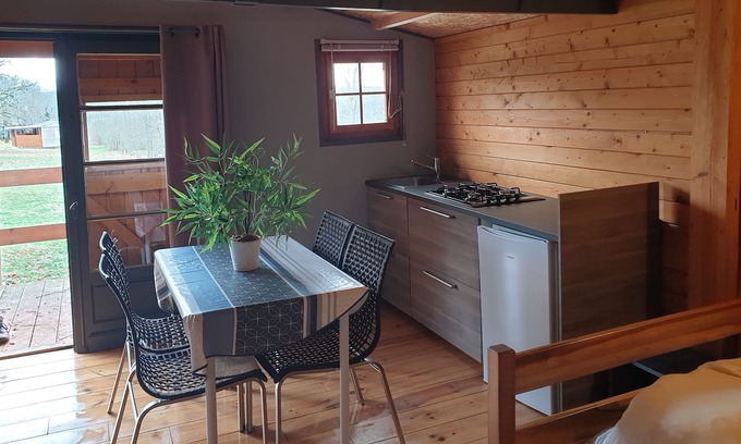 Rocamadour Ski Chalet | Family chalet in a small nature campsite