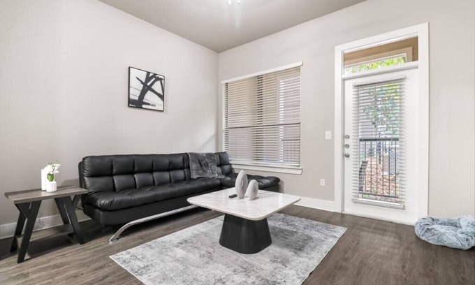 Nassau Bay Apartment | Family & Corporate Friendly Retreat: Pond View