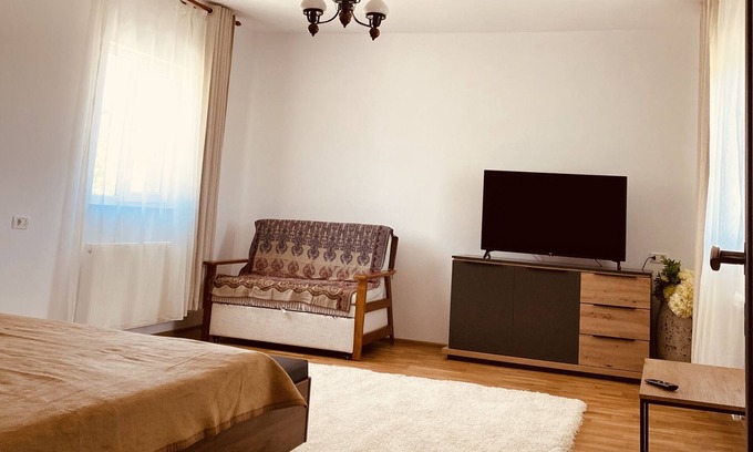 Sinpetru House | Family Cottage - Holiday House