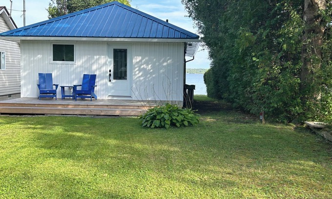 Victoria Road Cottage | Family Cottage on Balsam Lake