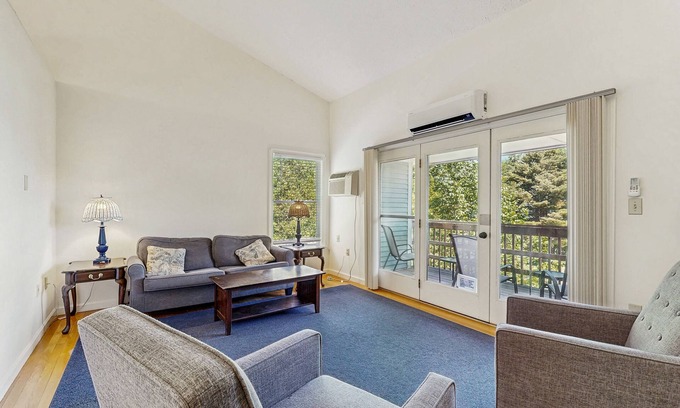 Bar Harbor House | Family & Dog-Friendly Townhouse w/Back Porch, Views, Partial AC