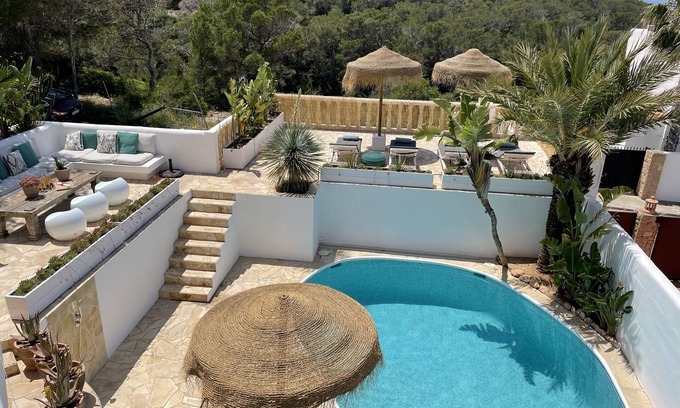 Cala Vadella Villa | Family-friendly villa near the beach of Cala Vadella