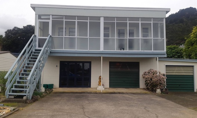 Te Puru House | Family Fishing Getaway
