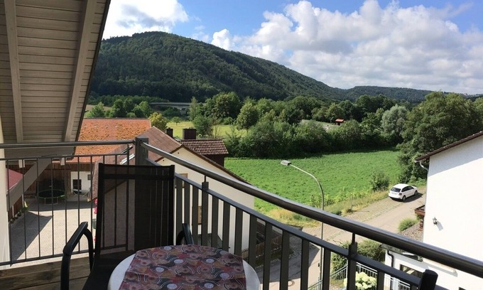 Riedenburg Apartment | Family-friendly vacation apartment with a view over the Altmühltal