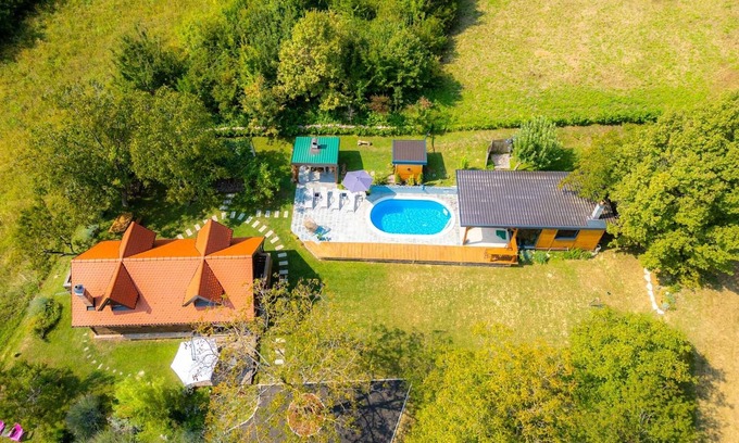 Sveti Ivan Zelina House | Family friendly house with a swimming pool Sveti Ivan Zelina, Prigorje (K-20657)