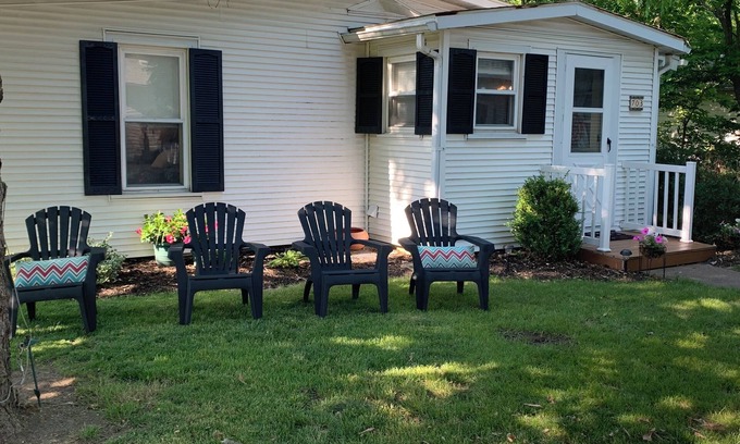 Lakeside House | Family Friendly Home Close To Lakeside, Marblehead, Cedar Point & African Safari