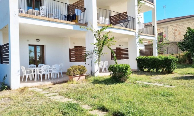 Capo Rizzuto Condo | Family-friendly 2-bedroom apartment 2 steps from the Sea