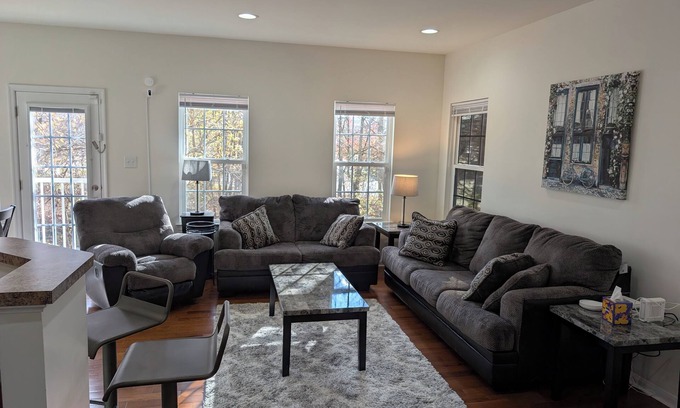 Somerdale House | Family-Friendly 3BR/2.5BA Minutes to Philly & South Jersey Attractions!