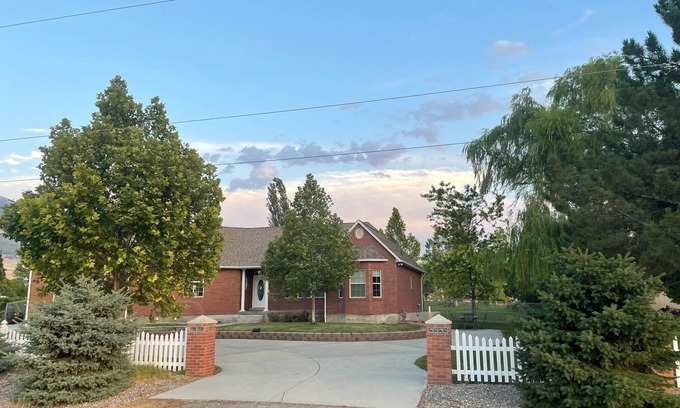 Lake Point Other | Family-Friendly 4-Bed w/Lush Yard, Views & Parking