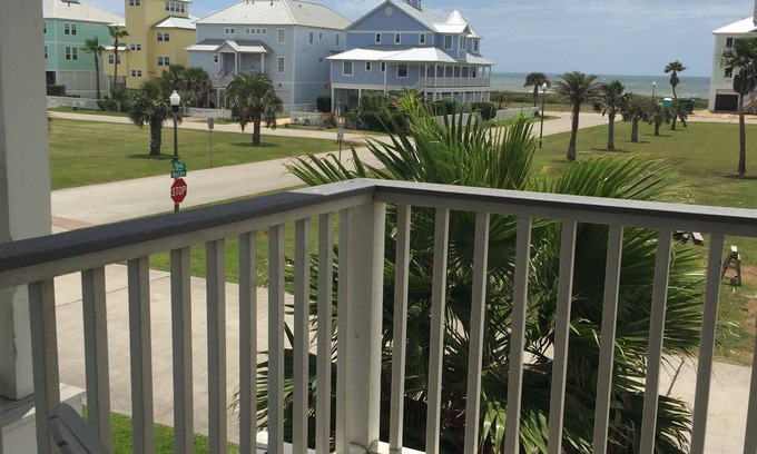 Beachside Village House | Family Friendly 5 BR/4BA Galveston Beachside Vacation Home - Sleeps 14