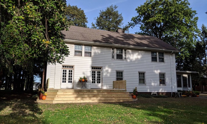 Painesville House | Family-friendly 5-Star Rated 19th Century Restored Mansion