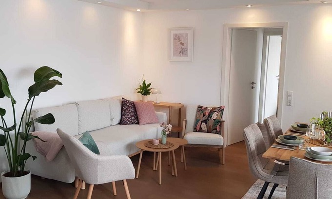 Heitersheim Apartment | Family-friendly and modern apartment in Heitersheim with balkony