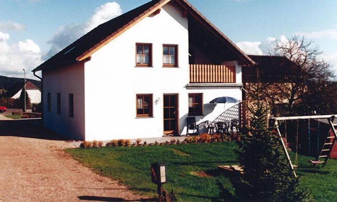 Lissendorf Apartment | Family-friendly apartment "Tapsi"