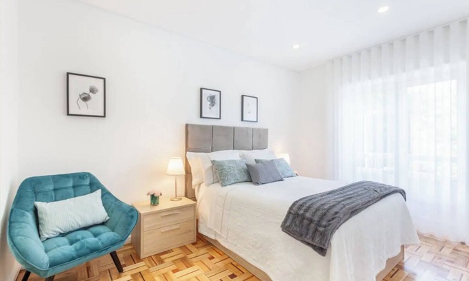 Guimaraes Apartment | Family-friendly apartment in the city center with parking, wifi, A/C .