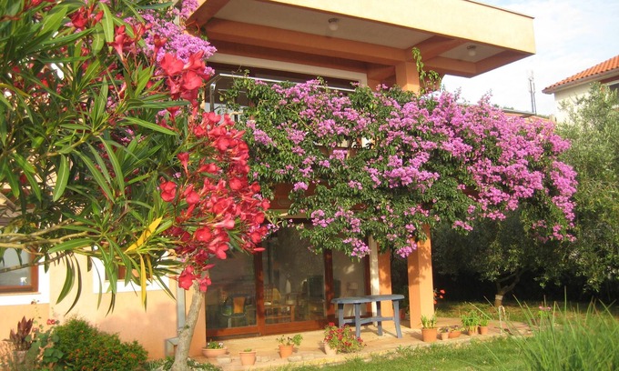 Kali House | Family-friendly apartment in old fishermen village close to Zadar