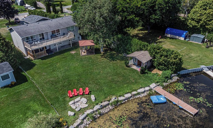 Bobcaygeon Cottage | Family-Friendly Cottage on Pigeon Lake