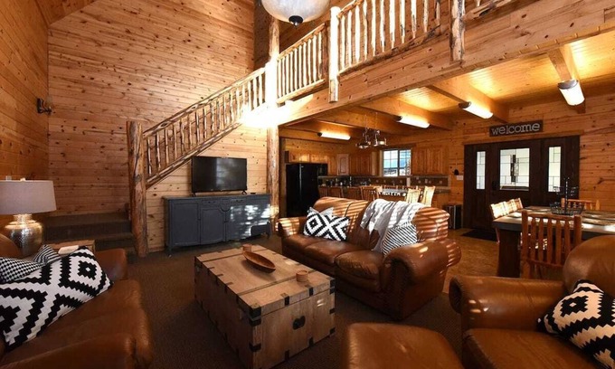 Island Park Cabin | Family-Friendly Cabin Near Yellowstone with Hot Tub and Outdoor Fire Pit