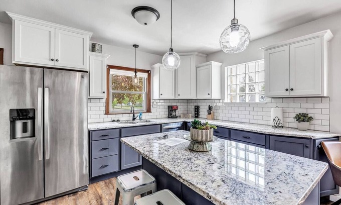 Green Bay House | Family Friendly,Central Location,HighEnd Amenities