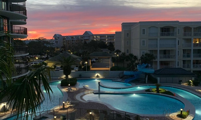 Orange Beach Condo | Family friendly, clean two bedroom condo. Balcony overlooks Lazy River.