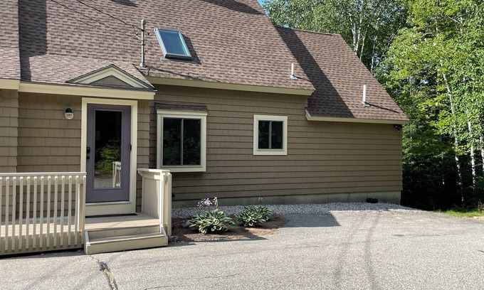 Bartlett Condo | Family Friendly Condominium On The Attitash Mountainside