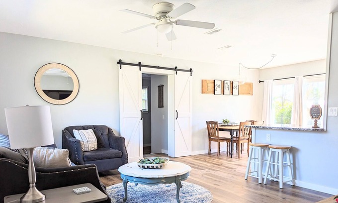 Enterprise House | Family-friendly Dream House