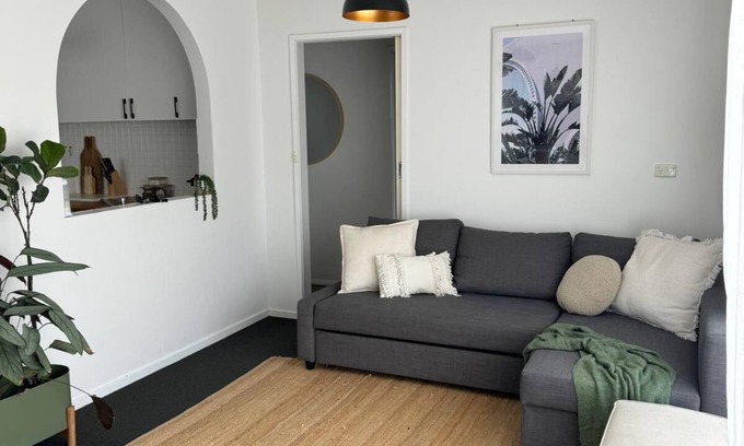 Belmont House | Family friendly Four Bedroom house in Belmont