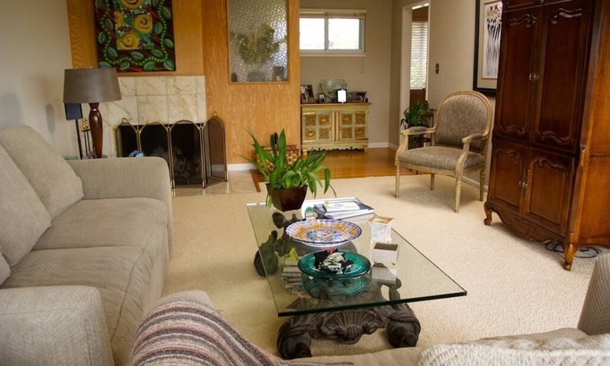San Bruno House | Family Friendly Great For Two Families views of SF Bay