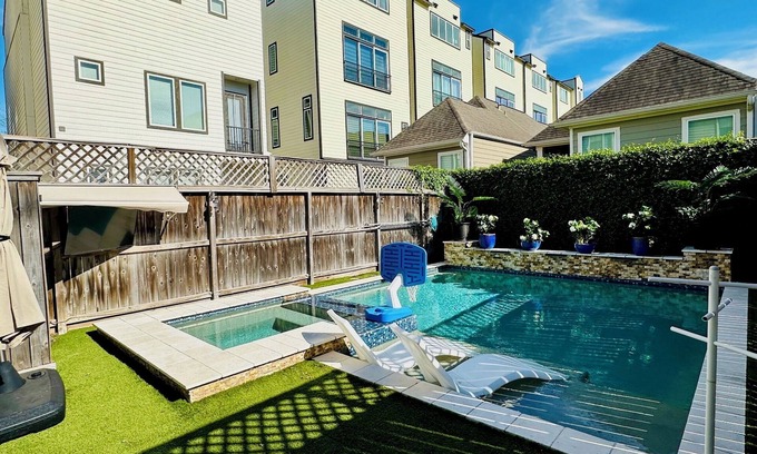 Shady Acres House | Family-friendly hidden gem w/pool oasis! Perfect location, close to everything!