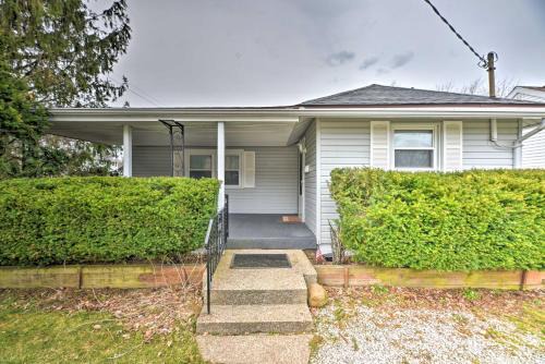 Erie House | Family-Friendly Hideaway Near Presque Isle!