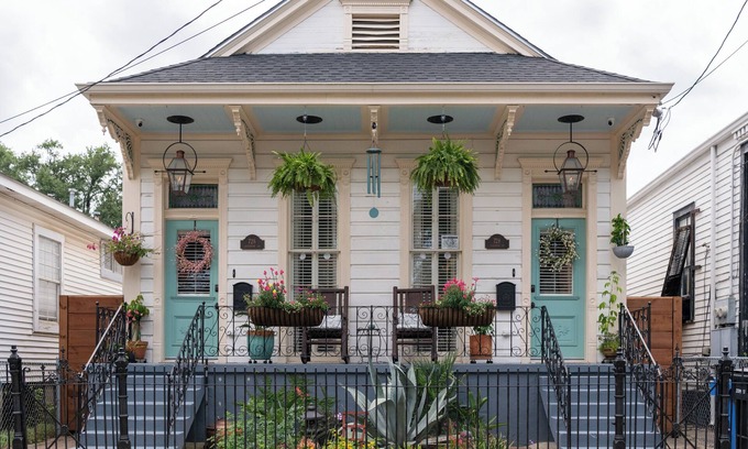Saint Thomas Development House | Family Friendly Historic Shotgun in Walkable Lower Garden District