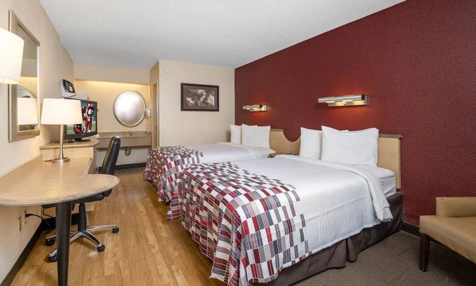 Bowmansville House | Family-friendly Hotel Near Downtown Buffalo! w/ Free Parking, Pets are Allowed!