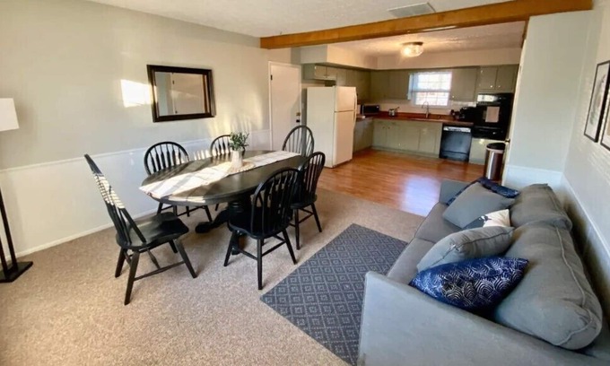 Cumberland House | Family-friendly home in the heart of Cumberland.