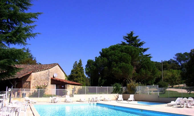 Gavaudun Villa | Family-friendly Holiday Resort * swimming pool, spa, tennis, games, bar, etc.