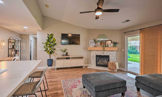 Greenacres House | Family-Friendly Home, 6 Mi to Riverwalk Plaza