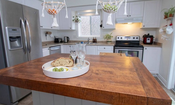 Midland House | Family Friendly Home in Midland