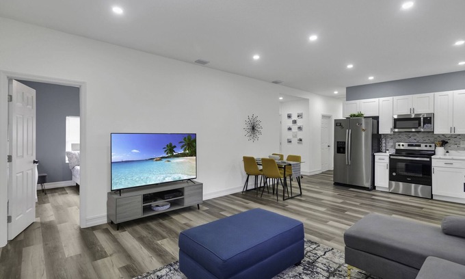 Sanford House | Family friendly home in Sanford