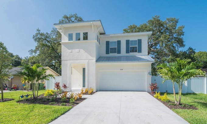 Alta Vista House | Family Friendly Home