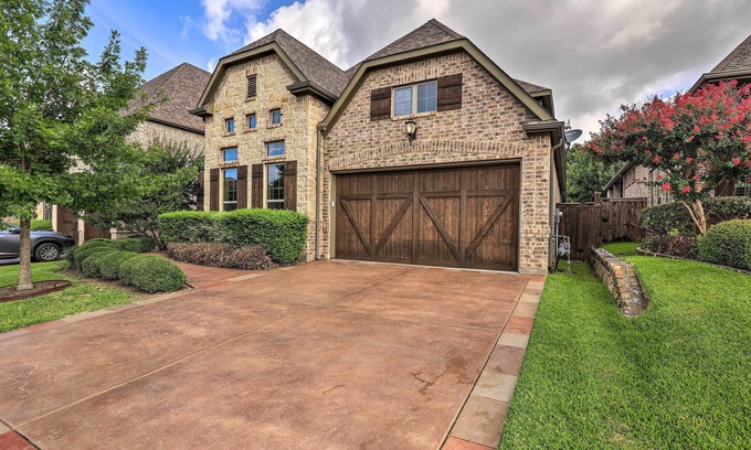 Las Colinas House | Family-Friendly Home w/Yard in Irving!
