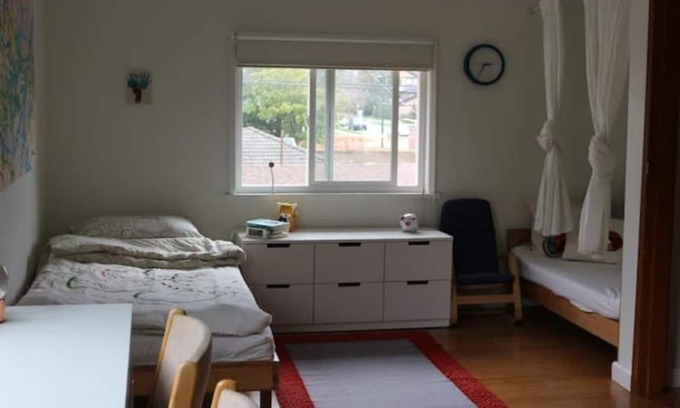 Riley Park-Little Mountain House | Family-Friendly House in Central Vancouver