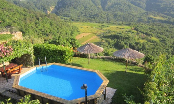 Draguc House | Family-friendly house in Draguć, Istria, with gorgeous garden and stunning view