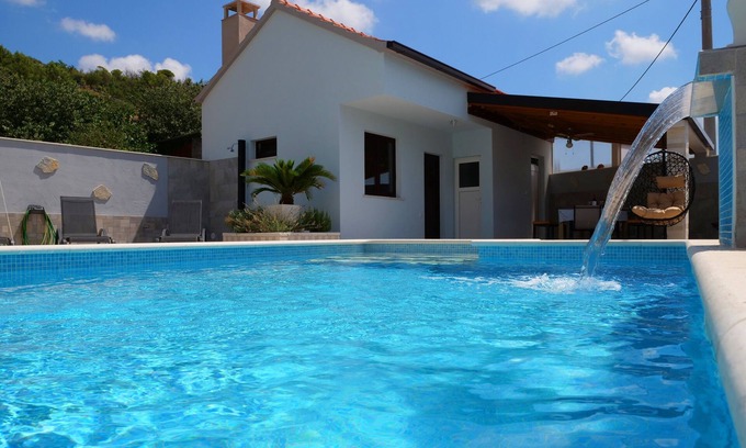 Marina House | Family friendly house with a swimming pool Vinovac, Zagora (K-22041)