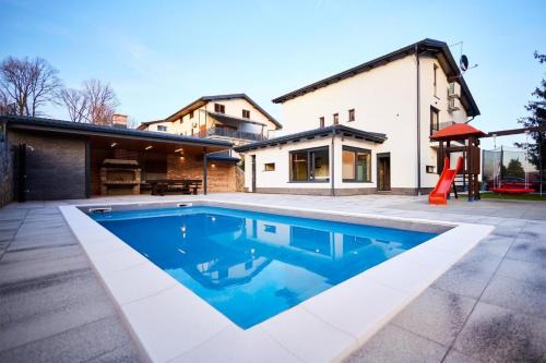 Karlovac House | Family friendly house with a swimming pool Karlovac - 22371