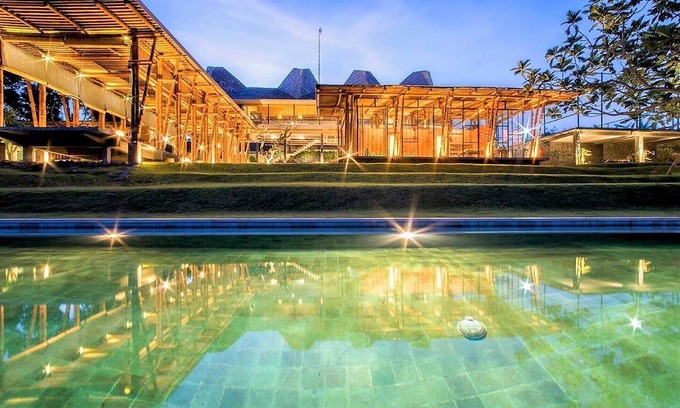 Kelating Villa | Family friendly 5 Bedrooms Villa with Pool, Tennis and Petanque field.