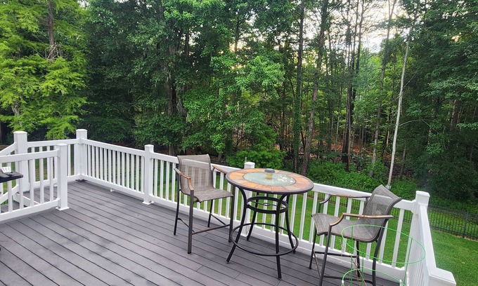 Forestbrook House | Family-friendly intracoastal Waterway retreat, minutes to downtown Myrtle Beach
