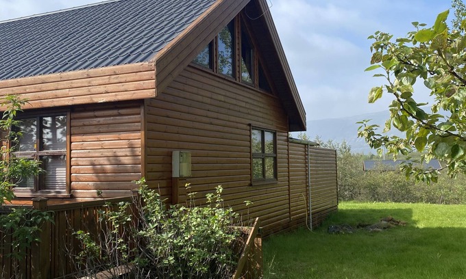 Blaskogabyggd House | Family friendly summerhouse in the Golden circle.