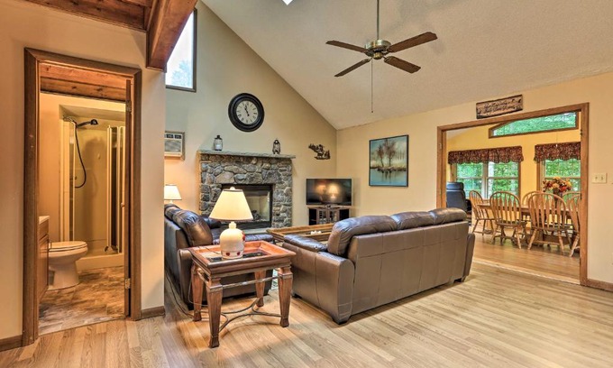 Lake Ariel House | Family-Friendly Lake Ariel Retreat with Pool Access!